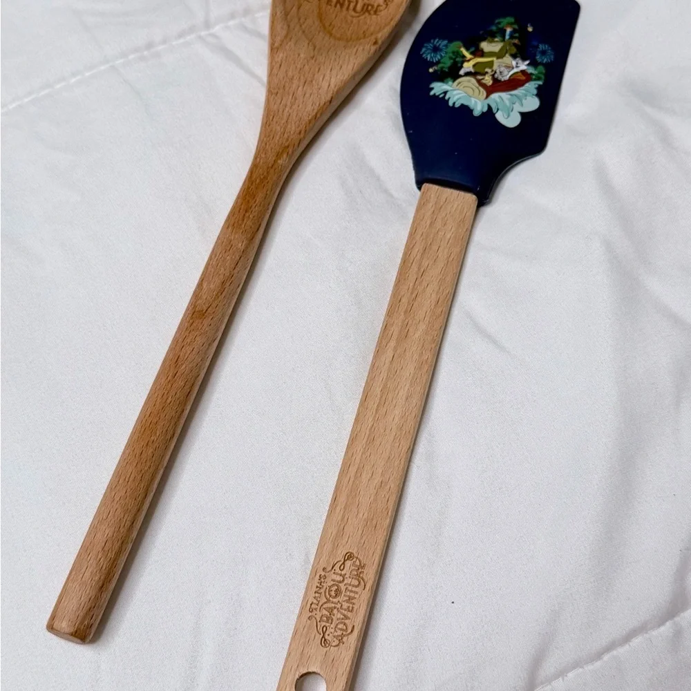Tiana’s Bayou Adventure Spatula & Spoon Set Disney World‎ Cast Member Exclusive